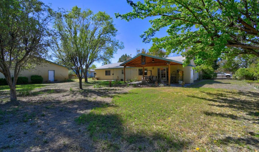 1855 MURRAY Loop, Bosque Farms, NM 87068 - 3 Beds, 4 Bath