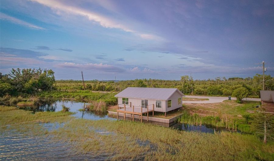 583 STATE ROAD 559, Auburndale, FL 33823 - 2 Beds, 2 Bath