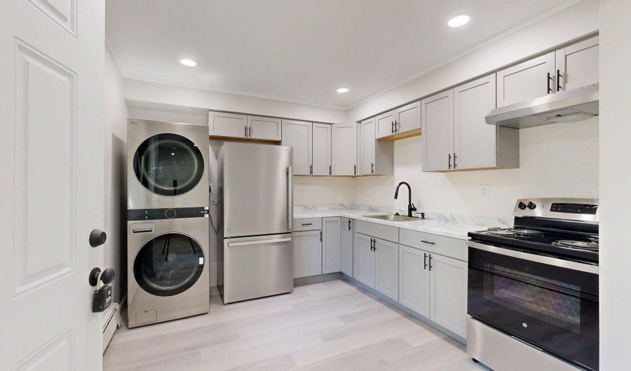 122 Allen Dr 1, Ann Arbor, MI 48103 - 2 Beds, 1 Bath