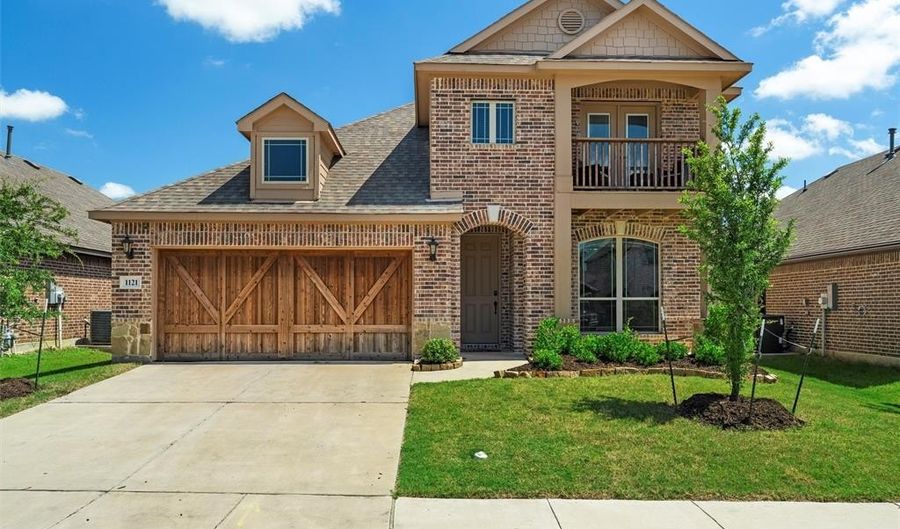 1121 Snowy Owl Dr, Alvarado, TX 76009 - 4 Beds, 3 Bath