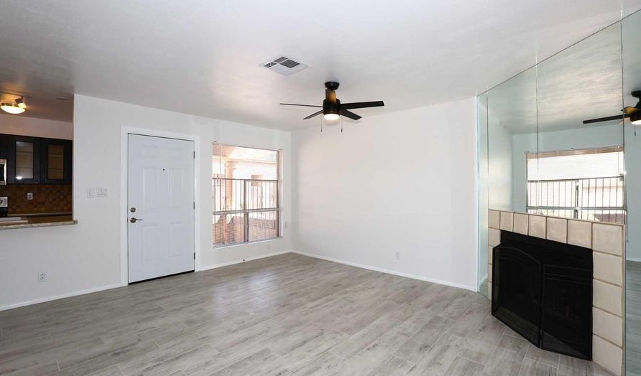 93 N Cooper Rd 32, Chandler, AZ 85225 - 2 Beds, 2 Bath