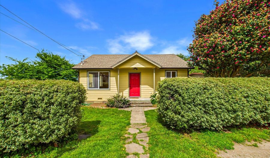 1390 Grant Ave, Arcata, CA 95521 - 4 Beds, 2 Bath