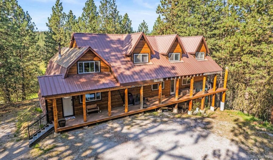 1 Sunset Trl, Banks, ID 83602 - 5 Beds, 3 Bath