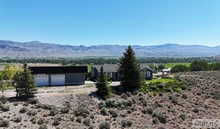 116 Coates Ln, Challis, ID 83226 - 3 Beds, 2 Bath