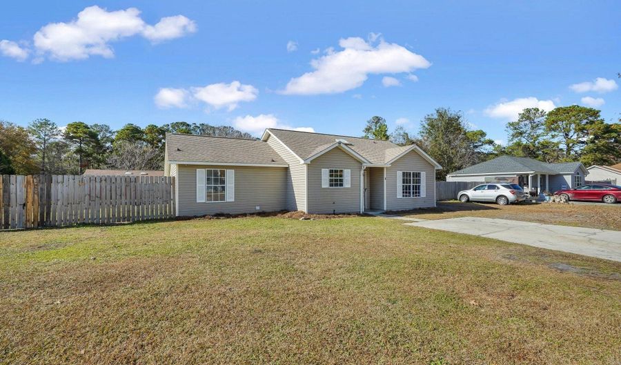 5 Irongate Dr, Beaufort, SC 29906 - 3 Beds, 2 Bath