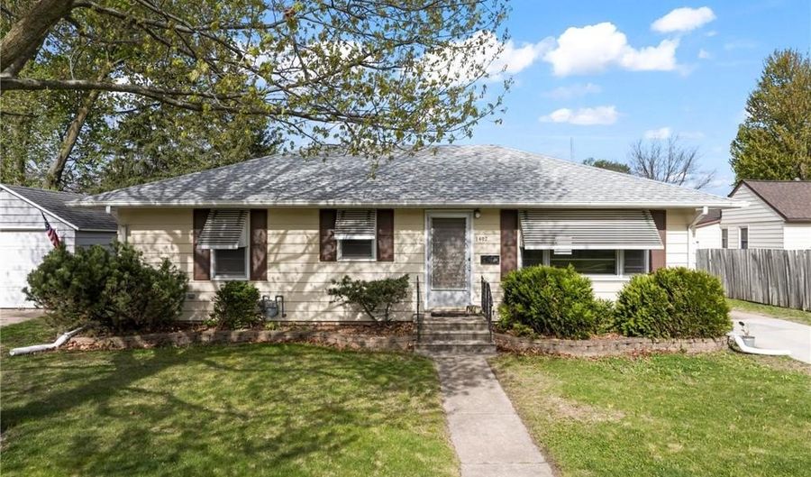 1402 7th St SE, Austin, MN 55912 - 3 Beds, 2 Bath
