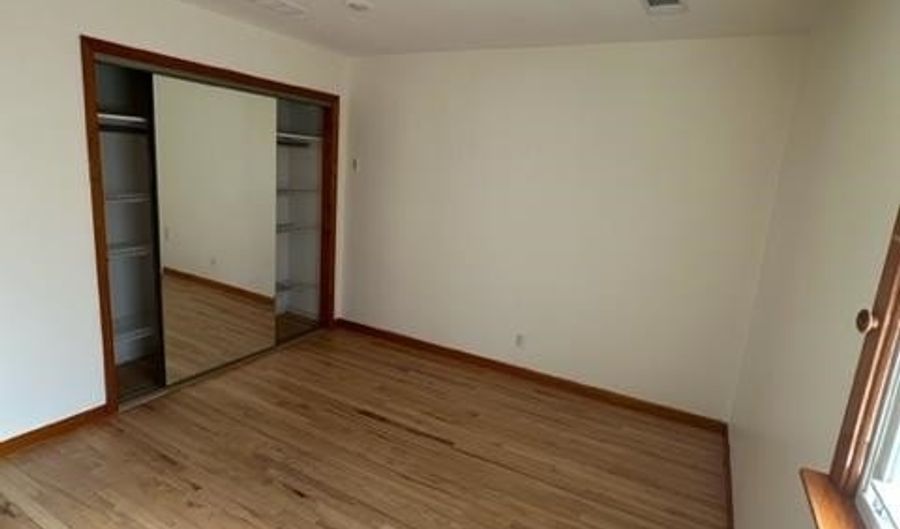 156 W 21ST St 2, Bayonne, NJ 07002 - 3 Beds, 1 Bath