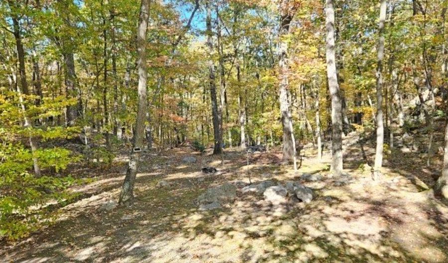 76 Winding Hill Dr 1, Alloway, NJ 07461 - 3 Beds, 2 Bath
