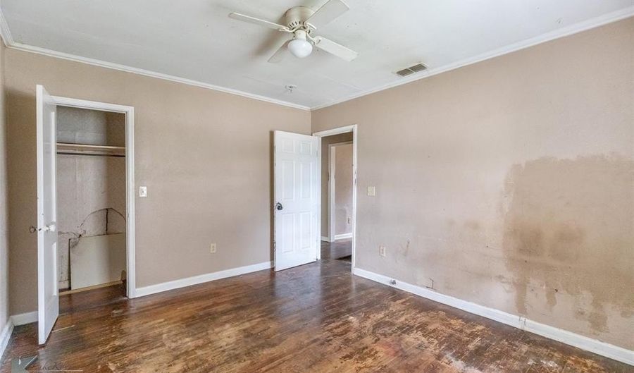 1626 Chestnut St, Abilene, TX 79602 - 2 Beds, 1 Bath
