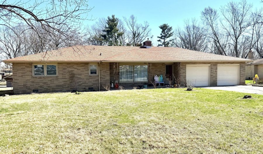 616 Vermillion Ct, Anderson, IN 46012 - 3 Beds, 2 Bath