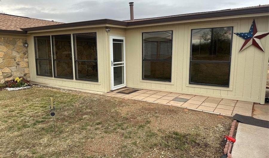 430 CR 150, Abilene, TX 79601 - 3 Beds, 2 Bath