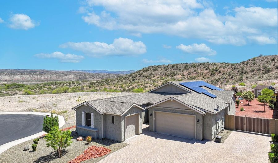 413 Powder Box Rd, Clarkdale, AZ 86324 - 3 Beds, 2 Bath