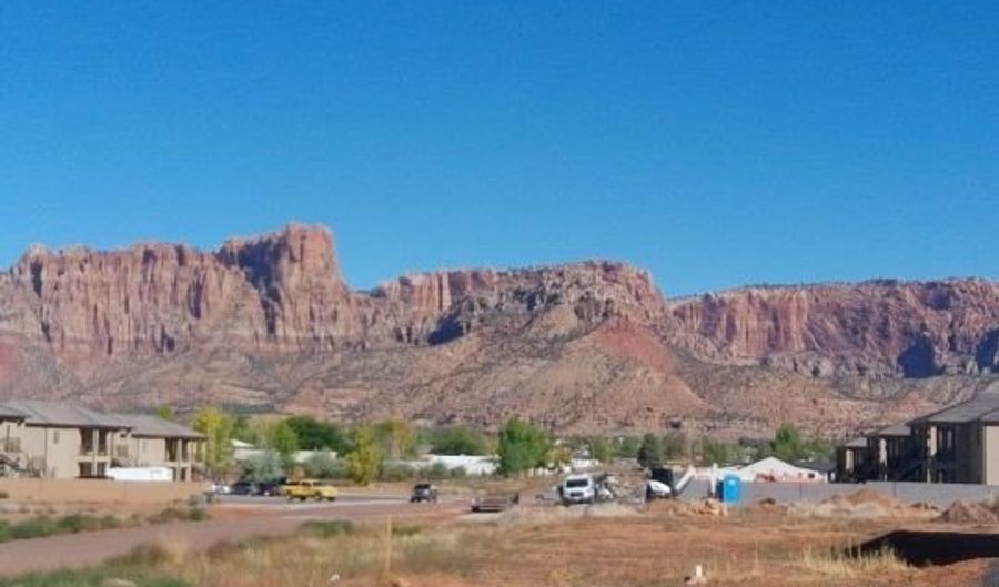 185 W Warren Ave, Colorado City, AZ 86021 - 8 Beds, 8 Bath