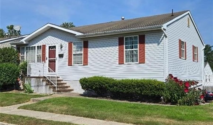 1044 Thayer Ave, Avenel, NJ 07001 - 3 Beds, 2 Bath