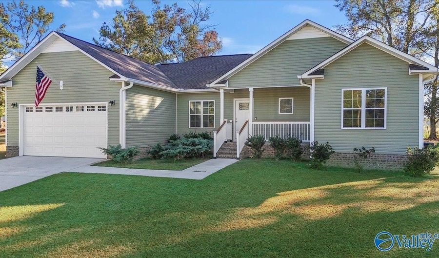 314 Creekside Dr, Albertville, AL 35950 - 3 Beds, 2 Bath