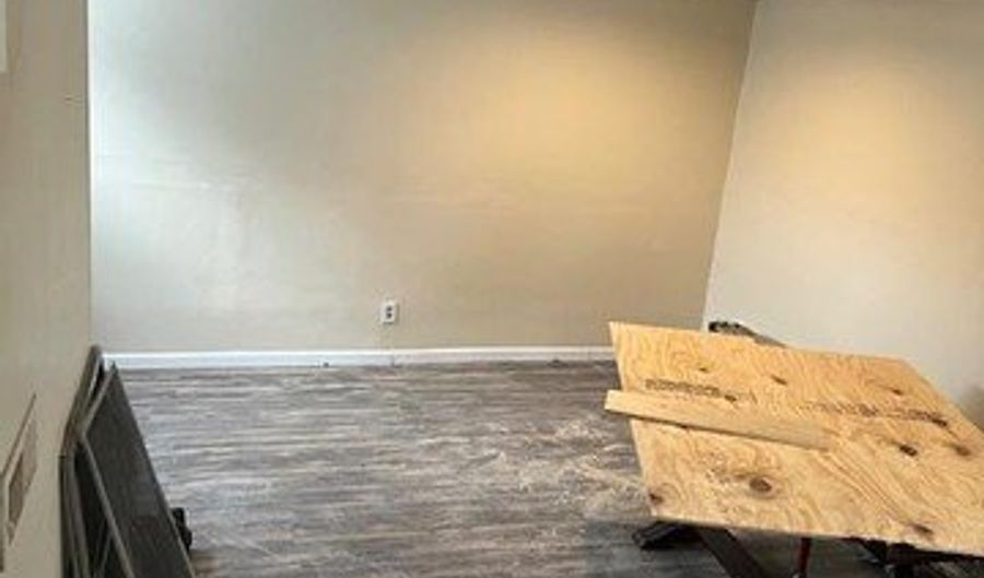 2001 Park Ave, Alton, IL 62002 - 3 Beds, 2 Bath