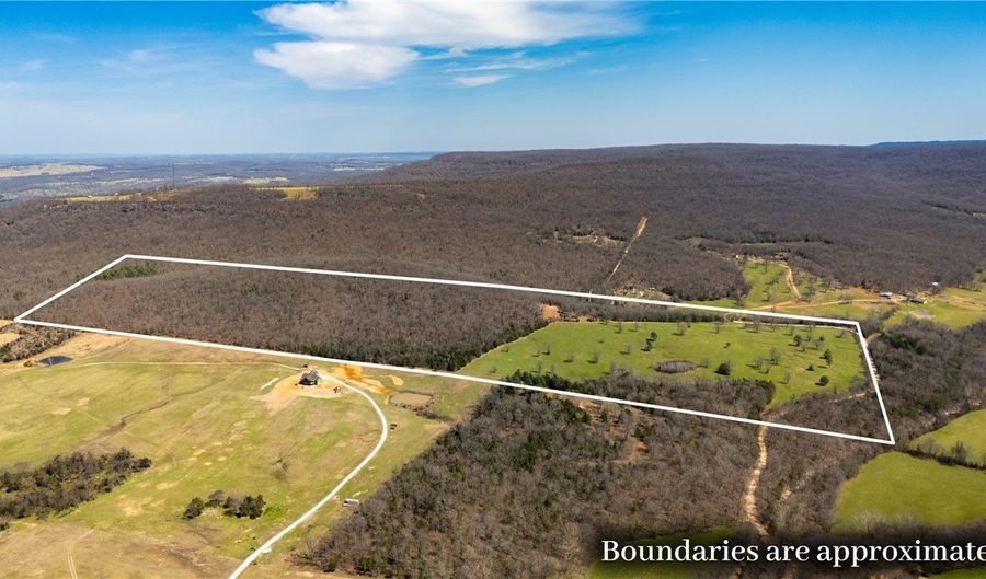Carroll CR 978, Alpena, AR 72611 - 0 Beds, 0 Bath