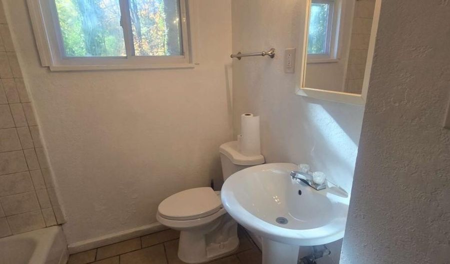 2596 Dale Creek Dr NW, Atlanta, GA 30318 - 3 Beds, 1 Bath