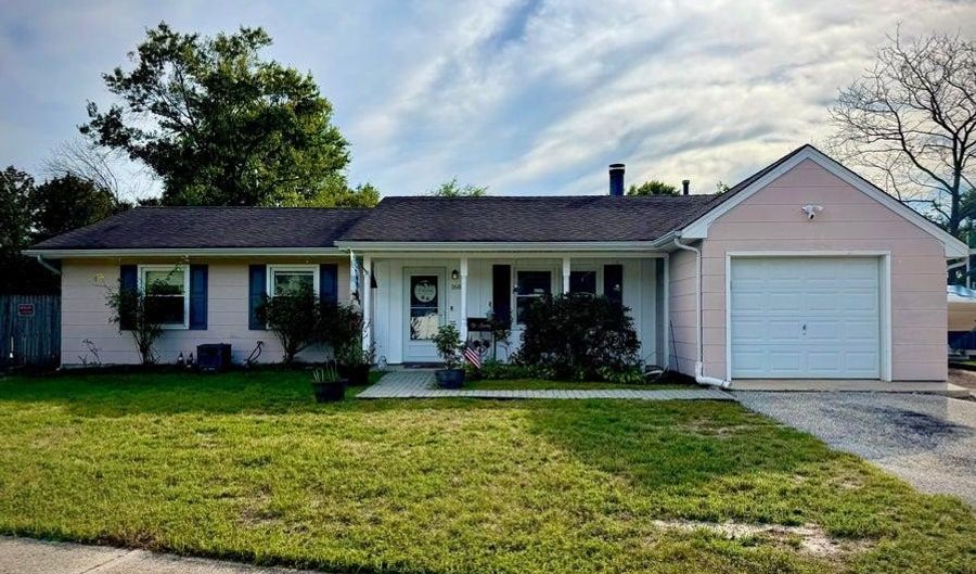 168 BEVERLY Dr, Barnegat, NJ 08005 - 3 Beds, 1 Bath