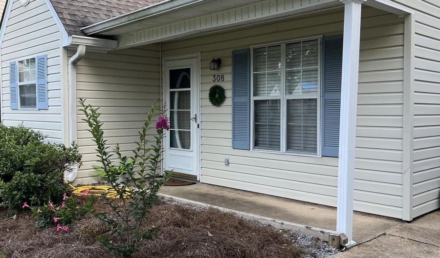 308 N Grove Circle Cir, Brandon, MS 39047 - 2 Beds, 2 Bath