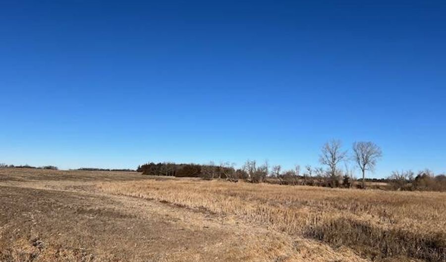 28084 391st Ave, Armour, SD 57313 - 0 Beds, 0 Bath
