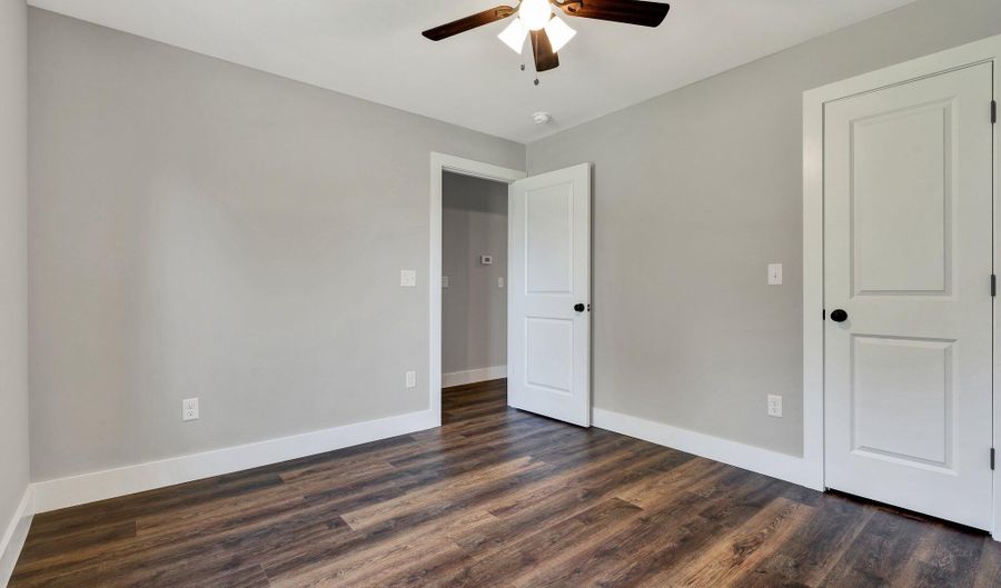 810 Cedar Springs Rd, Athens, TN 37303 - 3 Beds, 2 Bath