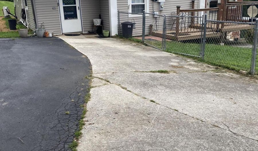 179 Couch Ln, Bean Station, TN 37708 - 3 Beds, 1 Bath