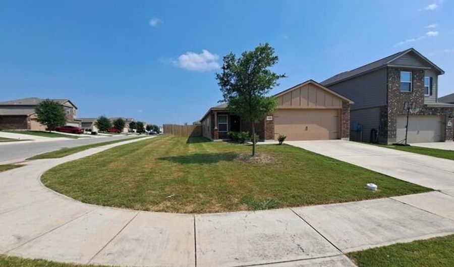 3885 Northaven, New Braunfels, TX 78132 - 3 Beds, 2 Bath