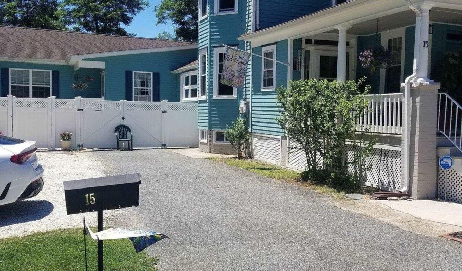 15 W Bolton Ave, Absecon, NJ 08201 - 5 Beds, 4 Bath