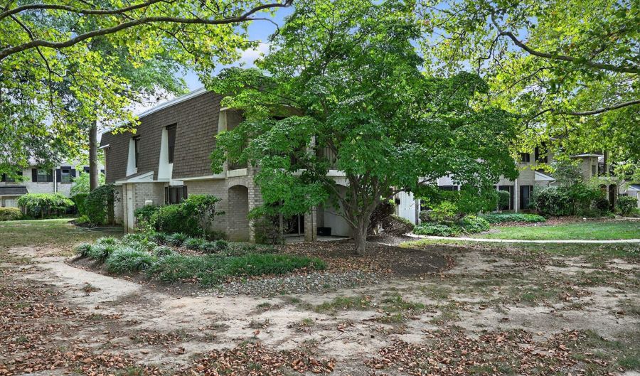 501 N BETHLEHEM Pike 14-P, Ambler, PA 19002 - 2 Beds, 2 Bath
