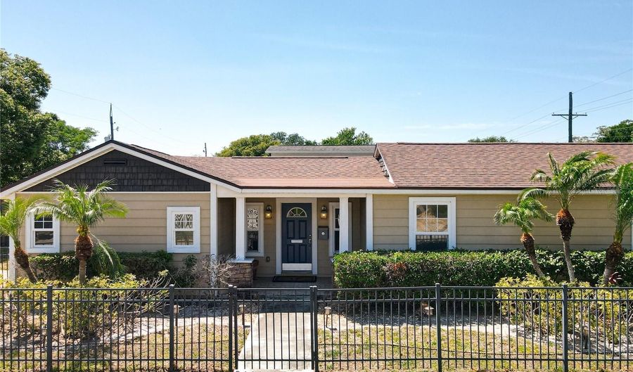 1122 VASSAR St, Orlando, FL 32804 - 3 Beds, 2 Bath
