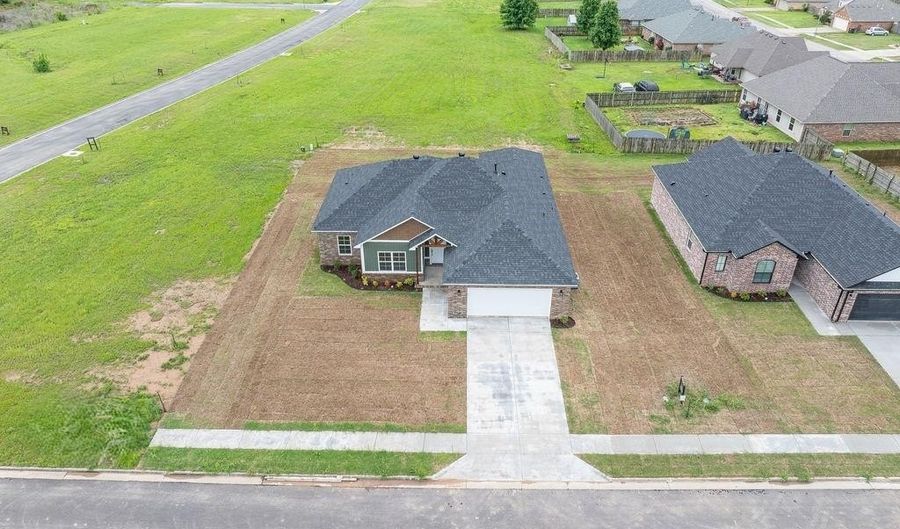 1317 Big Oak Dr, Alma, AR 72921 - 4 Beds, 2 Bath