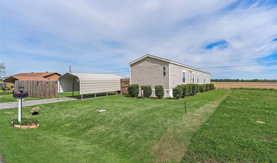 10575 Cleveland Ave, Belcher, LA 71004 - 3 Beds, 2 Bath