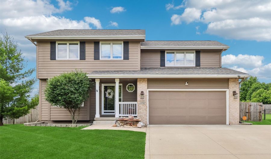206 NW Ridgeline Dr, Ankeny, IA 50023 - 3 Beds, 3 Bath