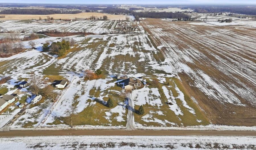 4485 County Road 41 Rd, Auburn, IN 46706 - 3 Beds, 2 Bath