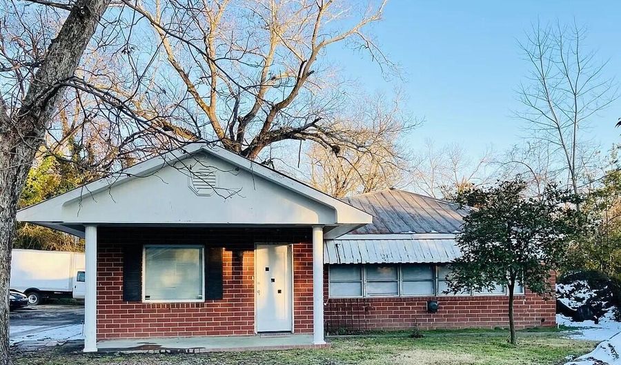 1940 Haynie Dr Main, Augusta, GA 30904 - 3 Beds, 2 Bath