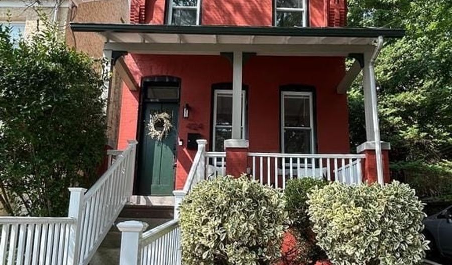 4124 PECHIN St, Philadelphia, PA 19128 - 4 Beds, 3 Bath
