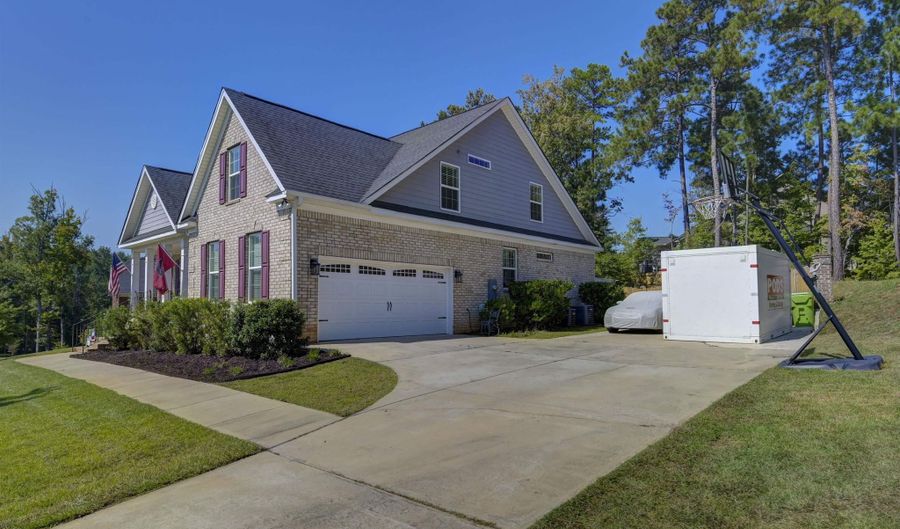 587 Wild Hickory Ln, Blythewood, SC 29016 - 4 Beds, 3 Bath