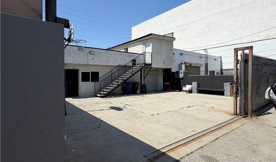 4563 Santa Monica, Los Angeles, CA 90029 - 0 Beds, 0 Bath