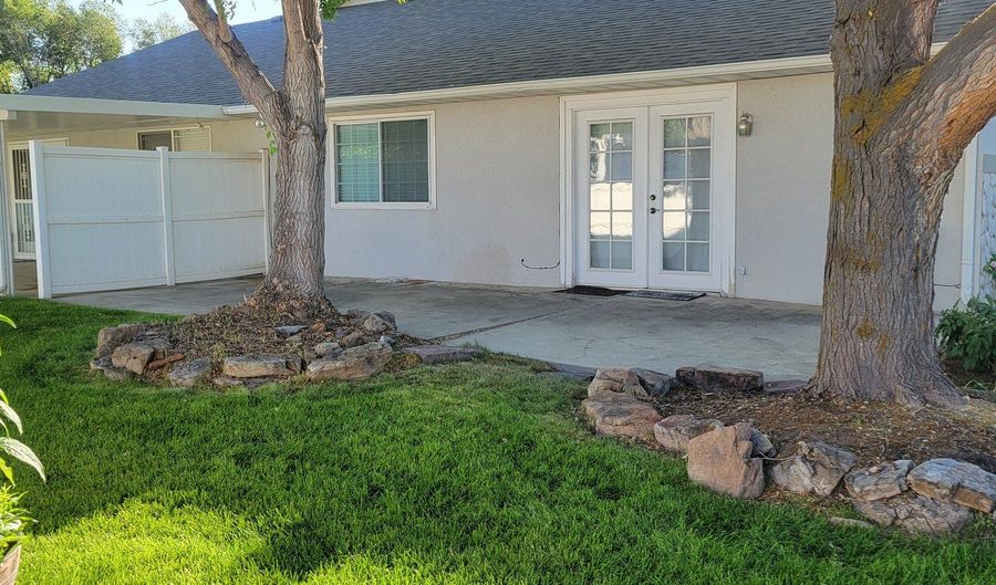 51 N 370 E, American Fork, UT 84003 - 2 Beds, 2 Bath