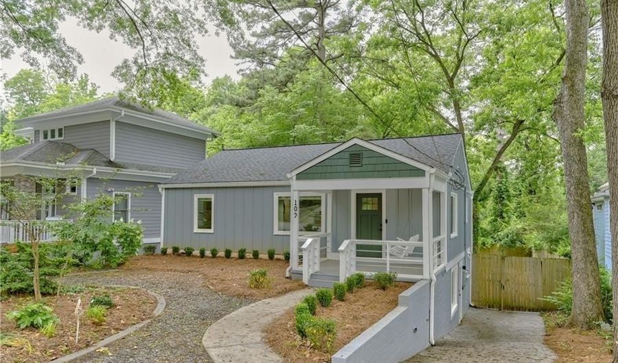 109 Wyman St SE B, Atlanta, GA 30317 - 2 Beds, 2 Bath