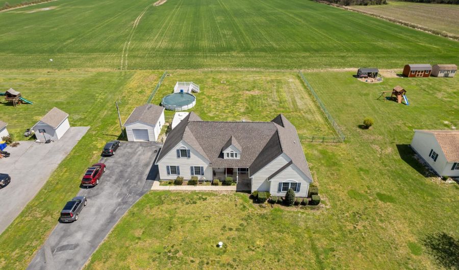 14013 MILE STRETCH Rd, Greenwood, DE 19950 - 4 Beds, 3 Bath