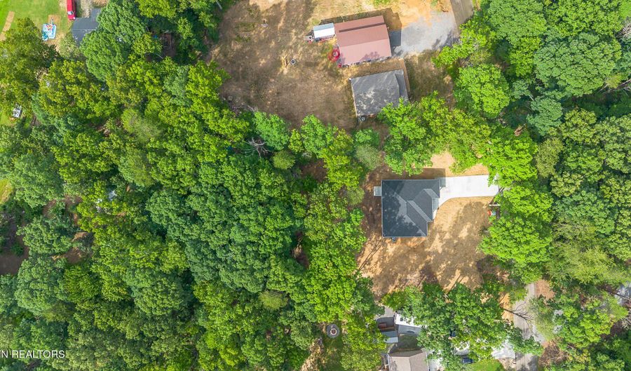 1407 Mountain View Rd, Benton, TN 37307 - 3 Beds, 2 Bath