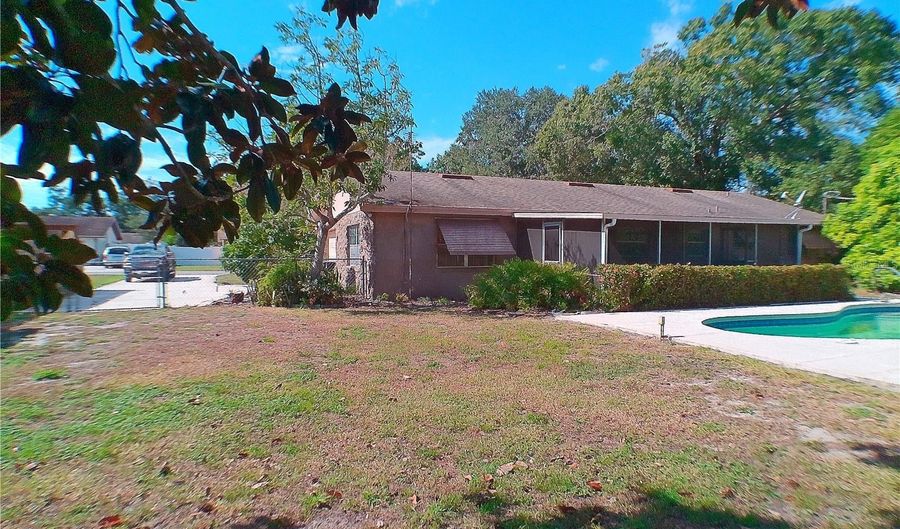 1210 LYNN Ave, Auburndale, FL 33823 - 3 Beds, 2 Bath