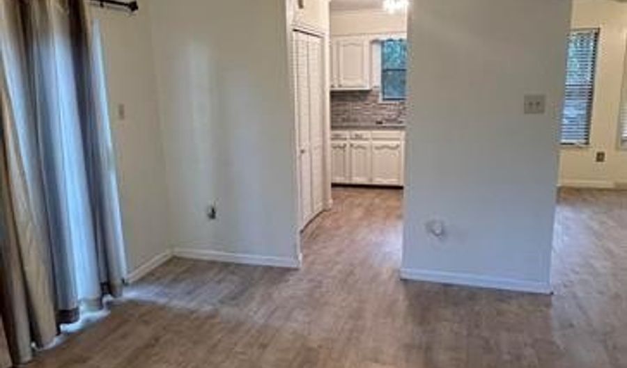 7544 PENNHILL Dr, Baton Rouge, LA 70817 - 3 Beds, 2 Bath