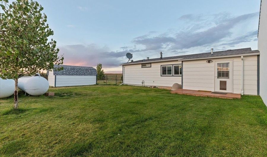 1948 FEDERAL Blvd, Cheyenne, WY 82009 - 3 Beds, 2 Bath