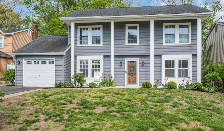 64 Barnegat Blvd S, Barnegat, NJ 08005 - 4 Beds, 3 Bath