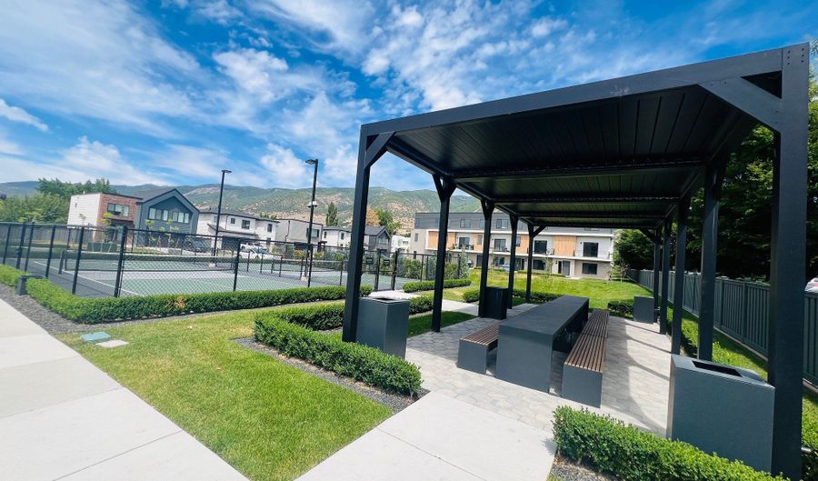 507 W 620 N 127, Centerville, UT 84014 - 2 Beds, 2 Bath