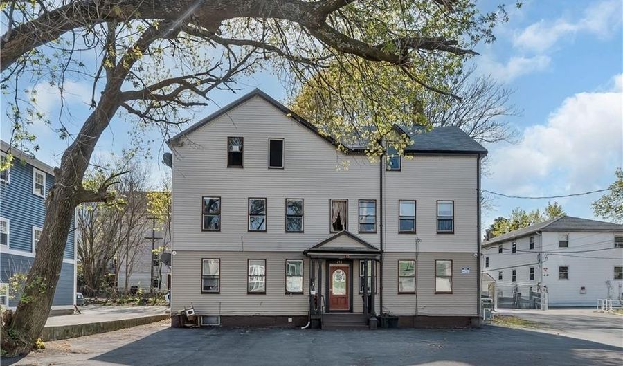 458 High St 3-L, Central Falls, RI 02863 - 2 Beds, 1 Bath