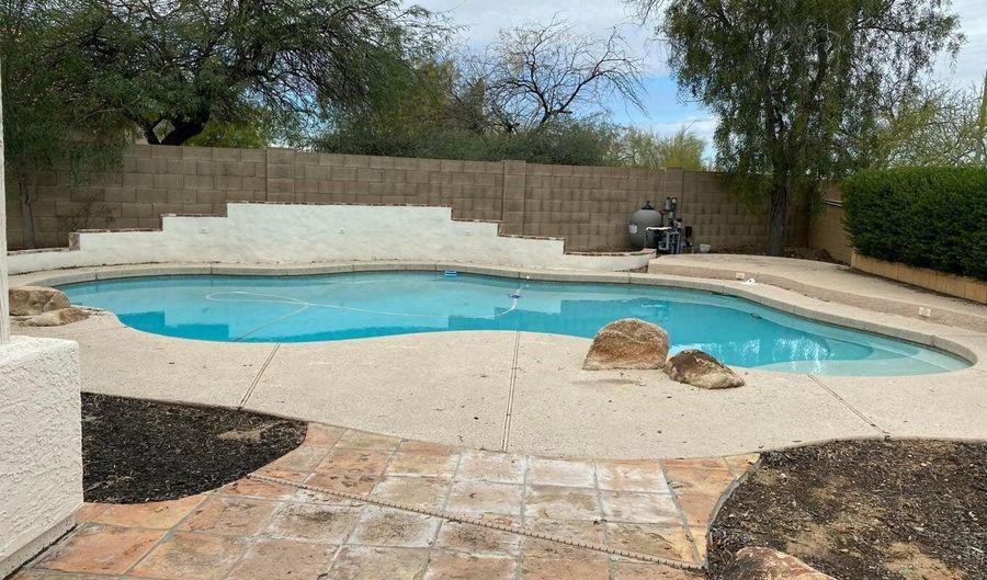 4402 E CREOSOTE Dr, Cave Creek, AZ 85331 - 3 Beds, 2 Bath